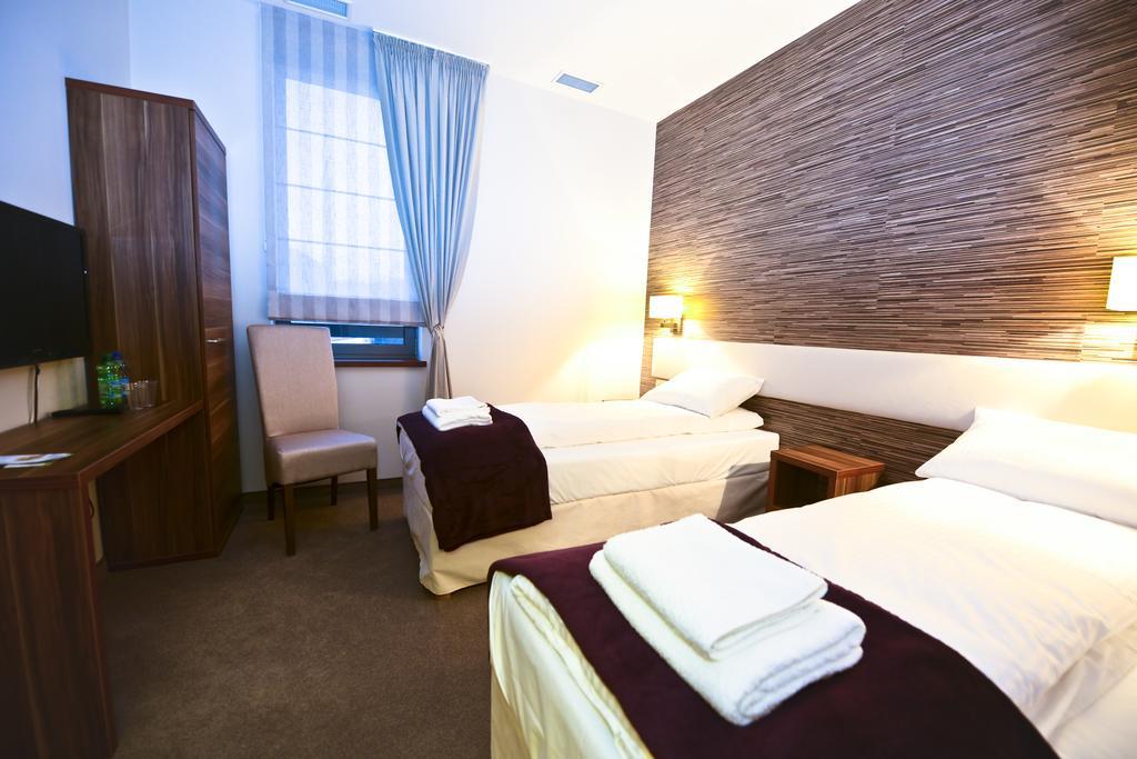 Metropolispa Piotrków Trybunalski Rum bild